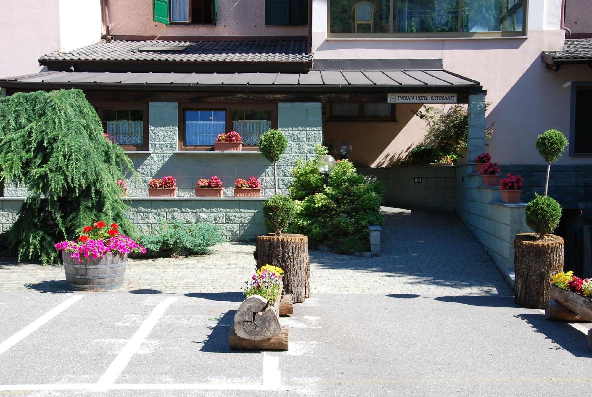 Albergo Baffo Chiuro Kültér fotó